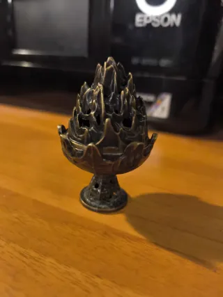 Brucia incensi in metallo dorato