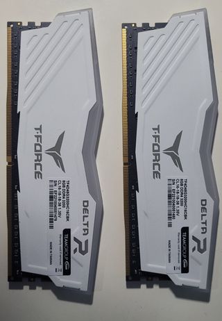 Memoria RAM Team Group Delta RGB DDR4 3200 16GB