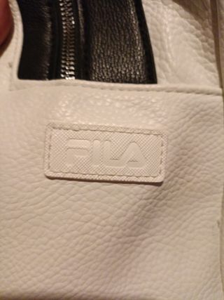 Mochila Fila Blanca y Negra
