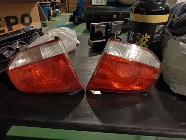 Pilotos Traseros Golf Dcho y Izdo