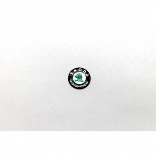 EMBLEMA LOGO LLAVE SKODA VERDE 10MM
