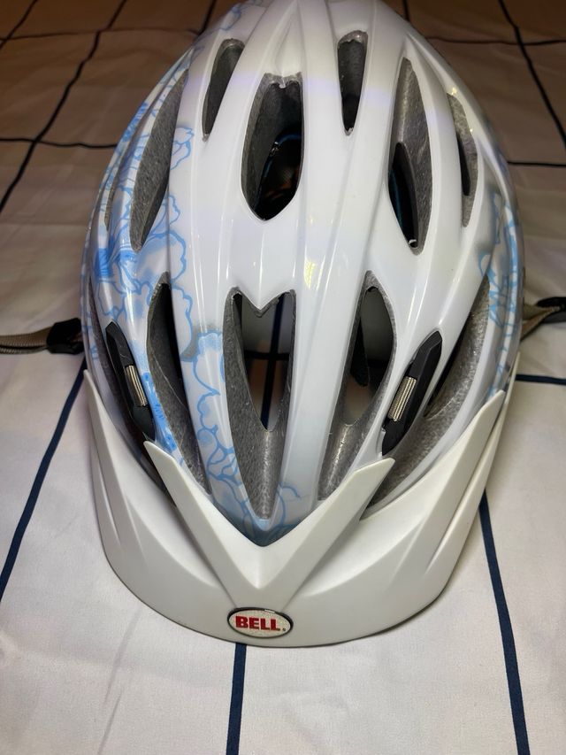 Casco Bell bici/patinete nuevo