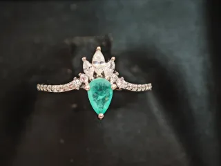 Anillo Plata Ley Esmeralda y Circonitas