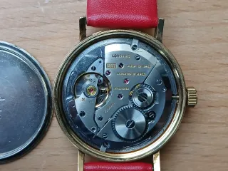 Longines Conquest Mecánico