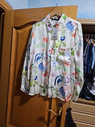 Blusa Zara floral M