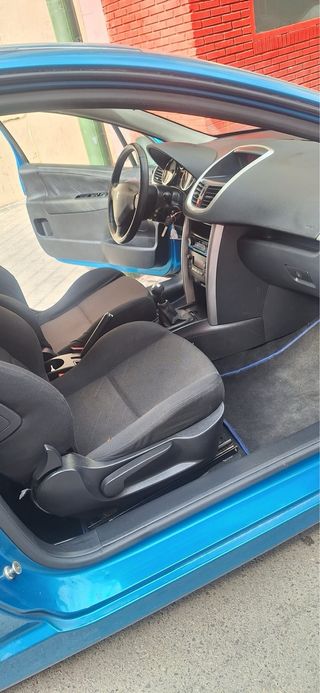 Peugeot 207 1.6 HDI 110 CV