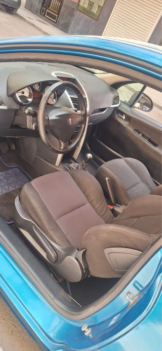 Peugeot 207 1.6 HDI 110 CV