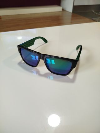 Gafas de sol Carrera negras y verdes