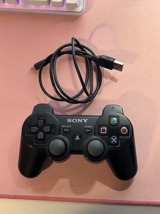 Consola PS3 + Mando + 4 Juegos + cables