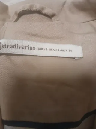 Americana Stradivarius Beige Talla S