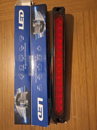 Luz LED Freno Roja Camión/Furgoneta