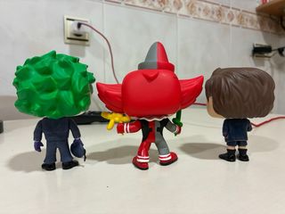 Funko Pops: Joker Kisses, Cinco y Clownpool