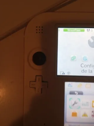 Nintendo 2DS Blanca y Roja