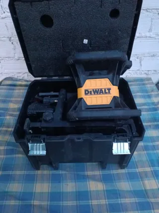 Nivel Láser Giratorio Dewalt