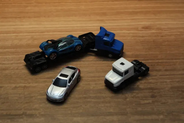 Lote Juguetes: Camiones, Coches y Remolque