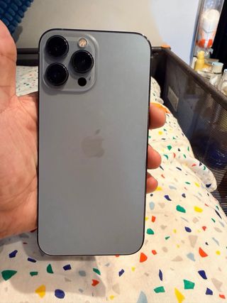 iPhone 13 Pro Max sierra blue 