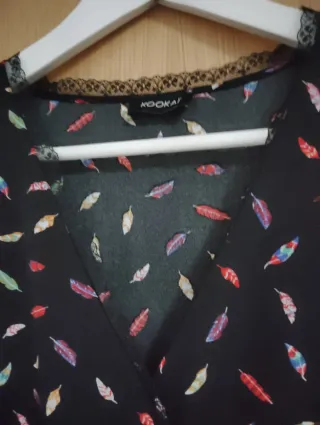 Vestido Kookai Negro Estampado Plumas