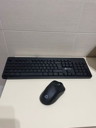 Combo Teclado y Ratón KLIM RGB Negro inalámbrico
