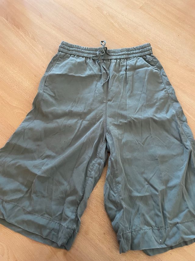 Bermudas verde oliva