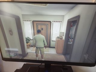 Xbox One con cableado y fuente de alimentación