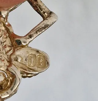 Collar vintage plateado DB años 70