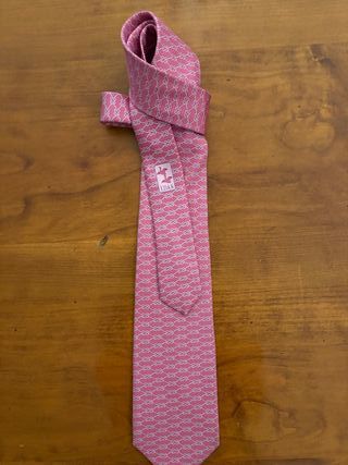 Corbata rosa (marca Idas)