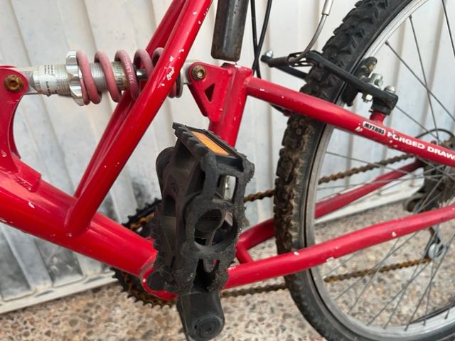 Bicicleta Junior Iron Track Roja