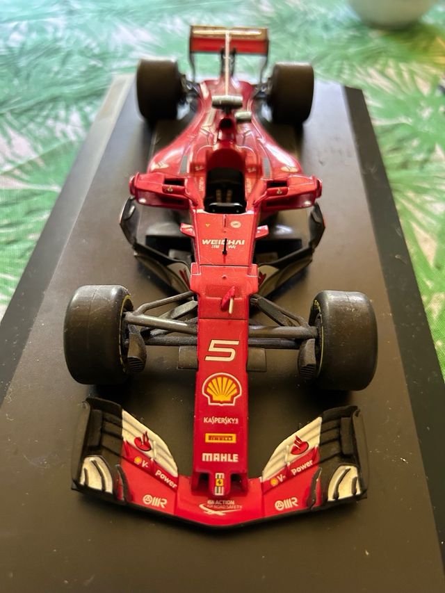Ferrari F1 Sebastian Vettel 1/18
