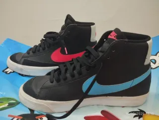 Nike Blazer Mid Zapatillas Negras Rojas