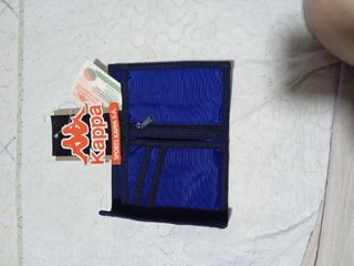 Monedero Kappa azul y rojo