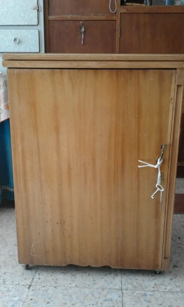 Máquina de coser Alfa años 40