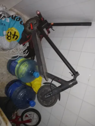Patinete Eléctrico Negro t roto el myar pr o volan