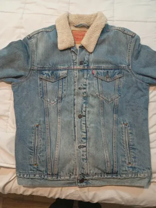 Cazadora Levis borrego Talla L