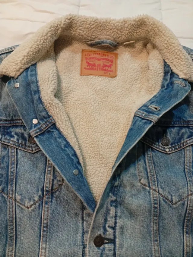 Cazadora Levis borrego Talla L