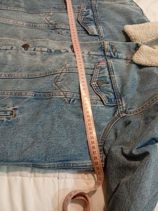 Cazadora Levis borrego Talla L
