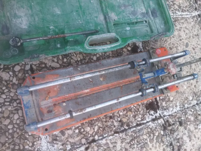 Cortador de azulejos Rubi 450