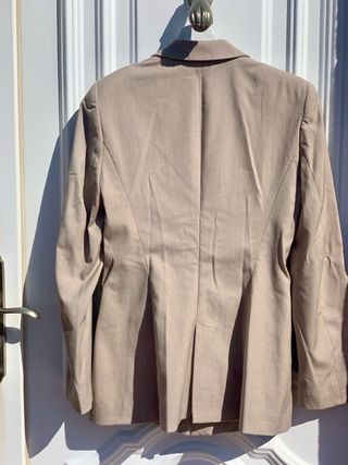 Chaqueta Zara Beige