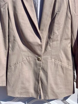 Chaqueta Zara Beige