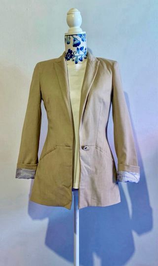 Chaqueta Zara Beige