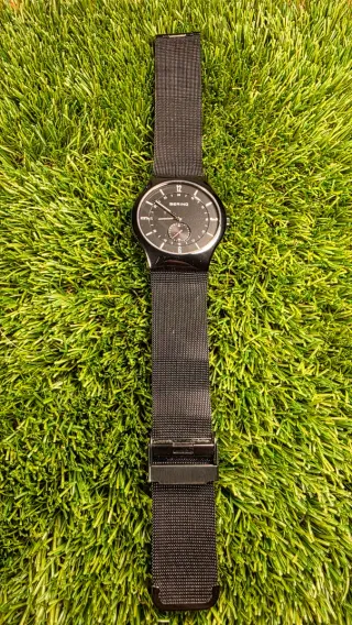 Reloj Bering Negro Malla Acero