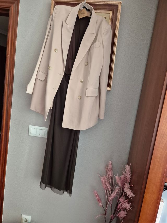 Blazer beige doble botonadura