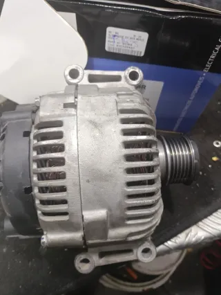 Alternador Mercedes AI-90169 12V 180A