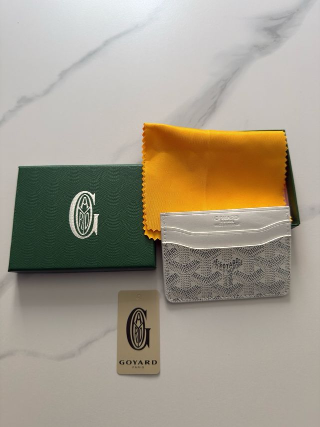Tarjetero Goyard