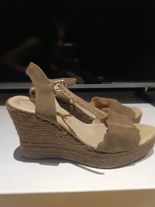 Sandalias cuña Mascaró Talla 40 Verde Kaki