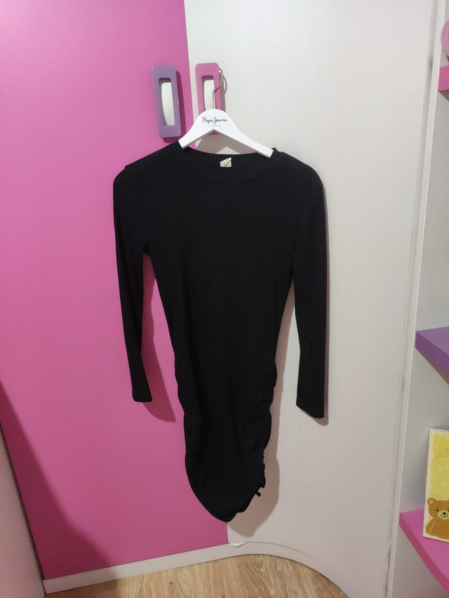 Pack 2  vestidos blanco/negro.