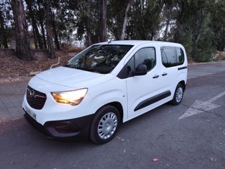 Opel Combo Life 2021 1.5 100 CV 6 VEL DOBLE PUERTA