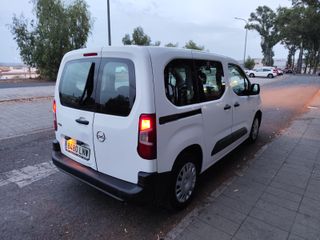 Opel Combo Life 2021 1.5 100 CV 6 VEL DOBLE PUERTA