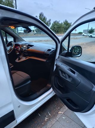 Opel Combo Life 2021 1.5 100 CV 6 VEL DOBLE PUERTA