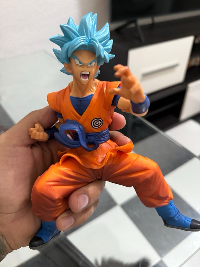 Figura Dragon Ball Z Goku Super Saiyan Blue