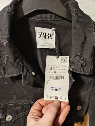 Chaqueta Zara Oversize Negra Talla M